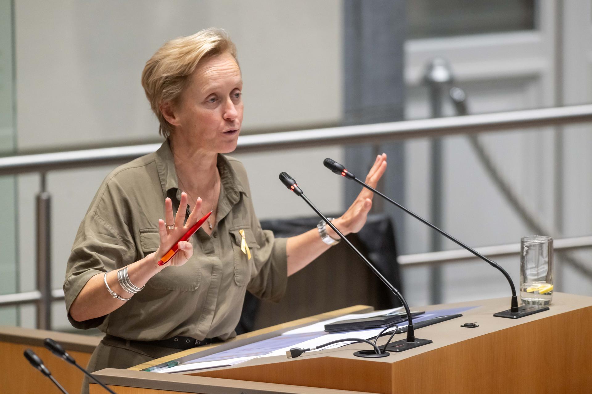 Flemish Minister for Mobility and Public Works Annick De Ridder is pictured during a plenary session of the Flemish Parliament in Brussels, Wednesday 15 October 2025. BELGA PHOTO JONAS ROOSENS