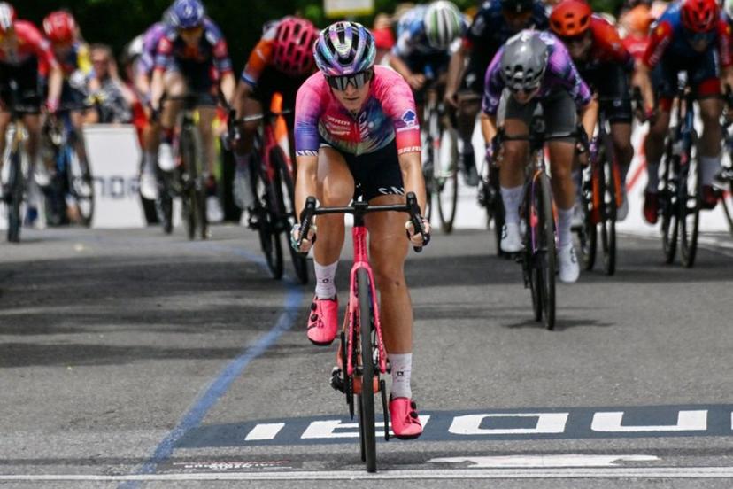 Canyon//Sram Zondacrypto rider Chloe Dygert of the US celebrates winning stage 3 of the Tour Down Under cycling race in Adelaide on January 19, 2025.  Brenton Edwards / AFP