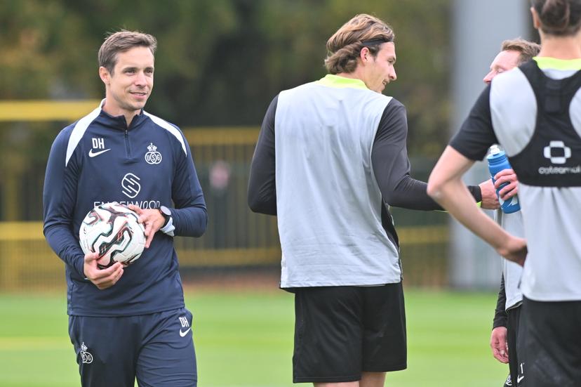 Union's new head coach David Hubert pictured during a training session of Belgian soccer team Royale Union Saint-Gilloise in Brussels, on .  BELGA PHOTO JONAS ROOSENS