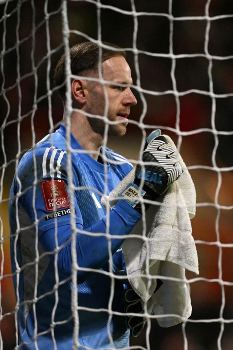 Nottingham Forest's Belgian goalkeeper #26 Matz Sels looks on during the English FA Cup third round football match between Wrexham and Nottingham Forest at the Racecourse Ground Stadium in Wrexham, north Wales, on January 9, 2026.  Oli SCARFF / AFP