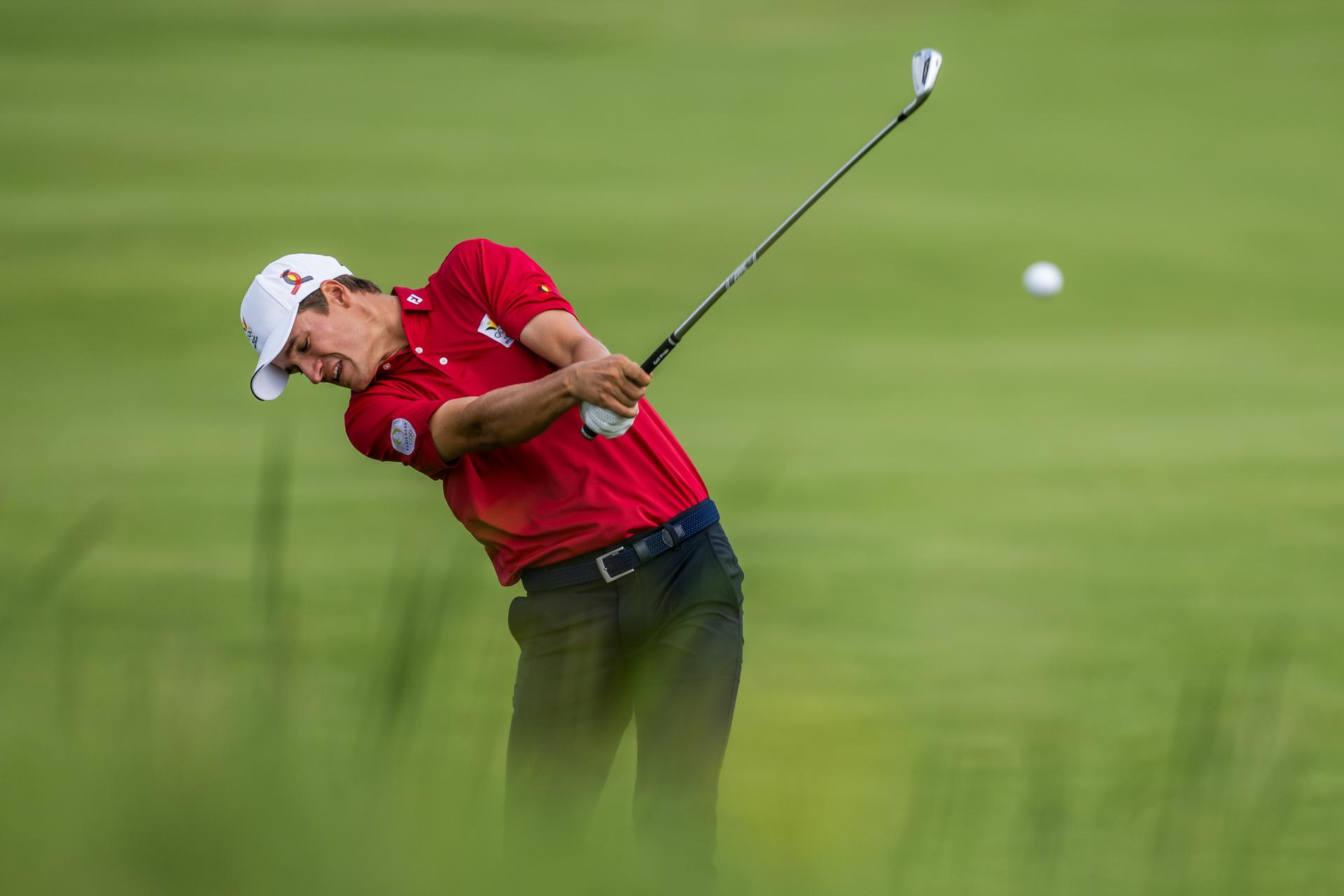 240804 Adrien Dumont de Chassart of Belgium during the final round of the men's individual stroke play golf during day 9 of the Paris 2024 Olympic Games on August 4, 2024 in Paris.  Photo: Petter Arvidson / BILDBYRÅN / kod PA / PA0861 golf olympic games olympics os ol olympiska spel olympiske leker paris 2024 paris-os paris-ol bbeng sweden sverige grappa33 BENELUX ONLY