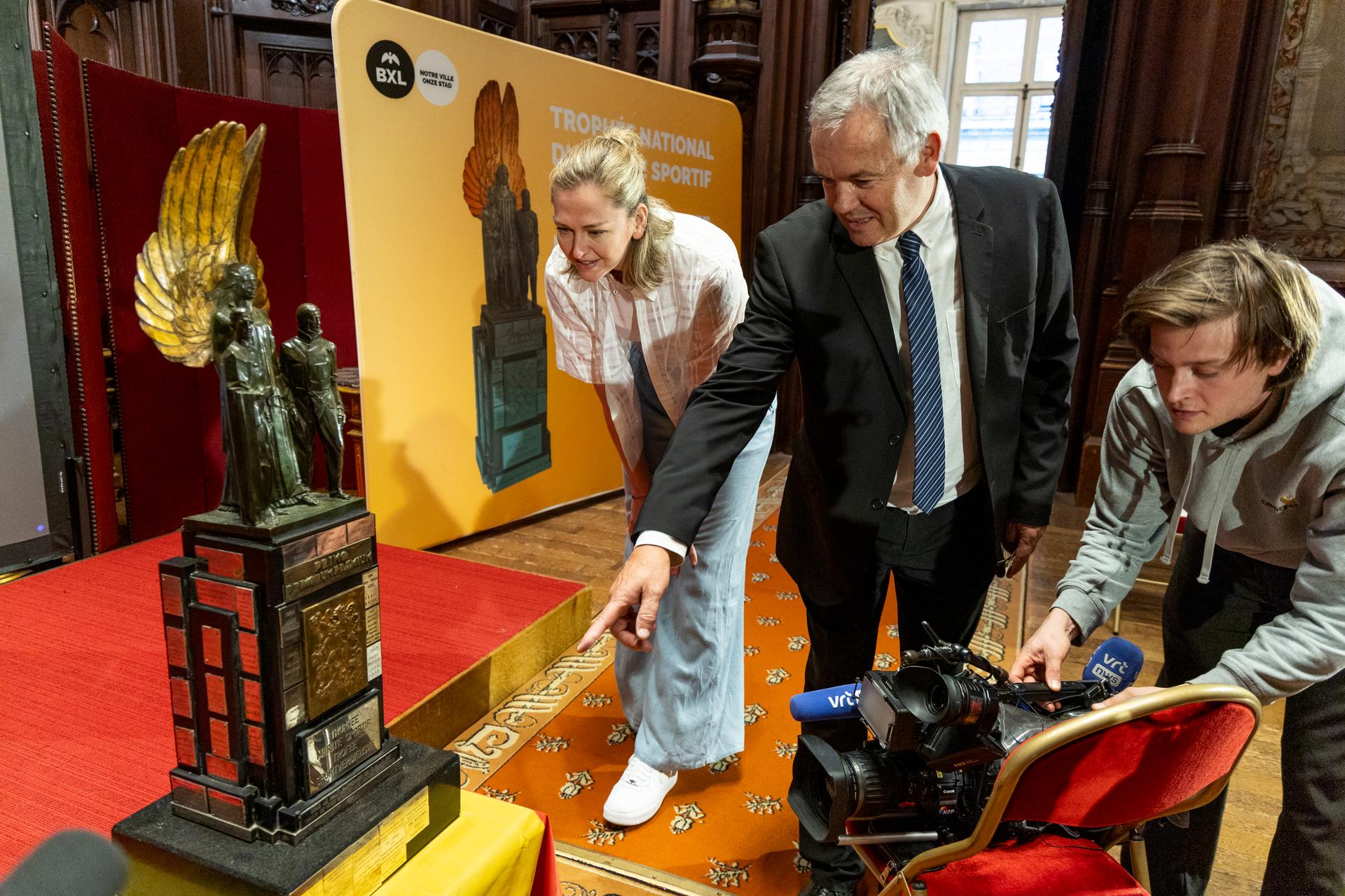 Belgium's Emma Meesseman pictured ahead of the award ceremony for the National Trophy of Sports Merit (Trophee National du Merite Sportif - Nationale Trofee voor Sportverdienste 2025), at the Brussels City Hall, Friday 14 November 2025. BELGA PHOTO NICOLAS MAETERLINCK