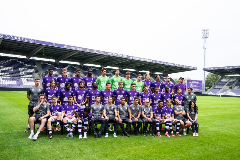 Beerschot's head coach Mohamed Messoudi and Beerschot's players and staff pictured at  the 2026-2027 season photoshoot of Belgian Jupiler Pro League team Beerschot VA, Thursday 30 July 2026 in Antwerp. BELGA PHOTO TOM GOYVAERTS
