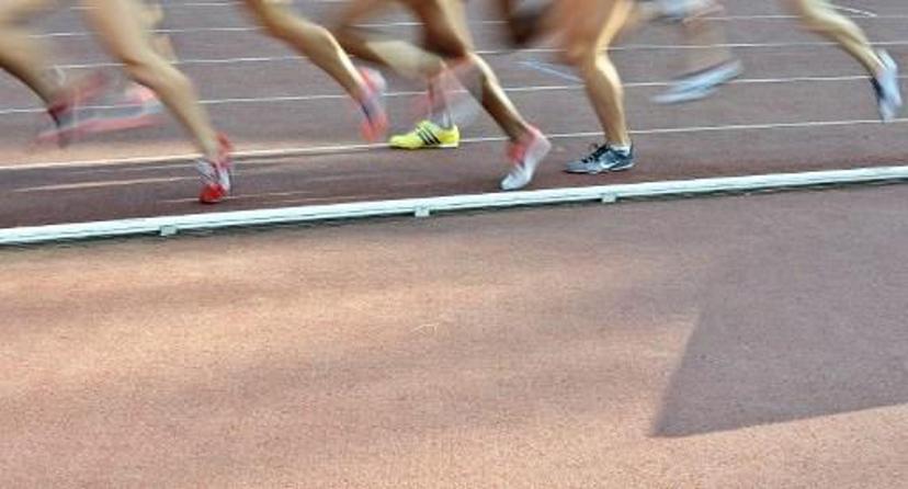 Competitors take part in the women 1500m at the 39th IAAF Grand Prix Meeting at athletics stadium Raul Guidobaldi in Rieti, on September 6, 2009. English Lisa Dobriskey won the gold medal. AFP PHOTO / Andreas Solaro