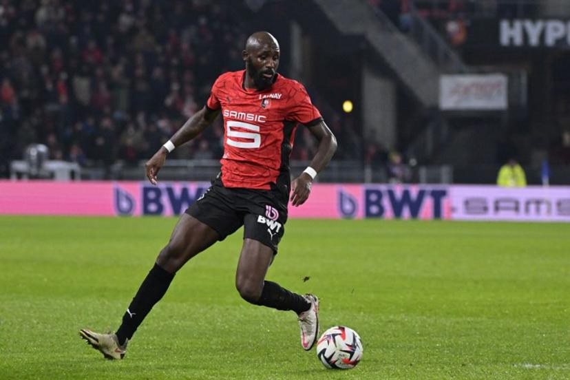 Rennes' Ivorian midfielder #75 Seko Fofana runs with the ball during the French L1 football match between Stade Rennais FC and Stade Brestois 29 (Brest) at Roazhon Park stadium in Rennes, western France on January 18, 2025.  DAMIEN MEYER / AFP