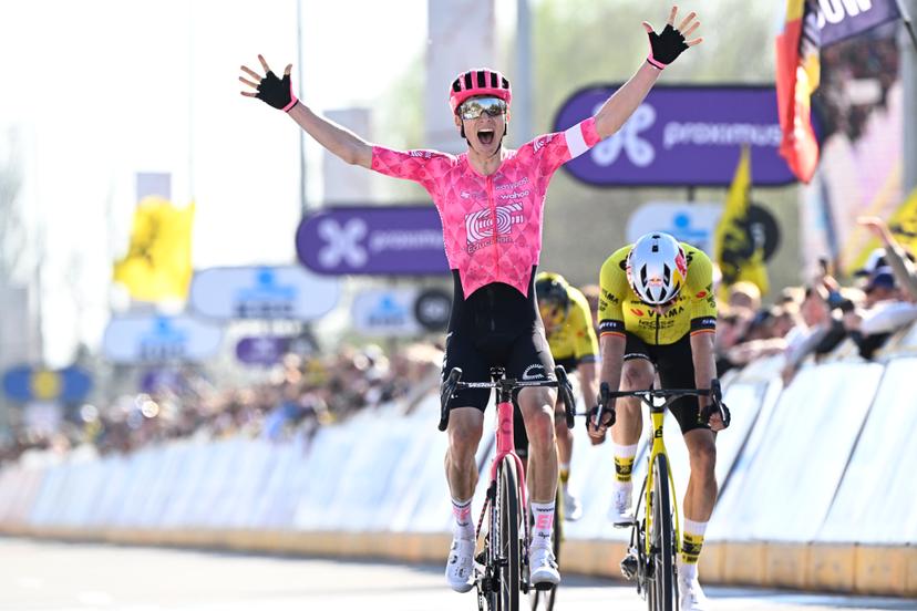 American Neilson Powless of EF Education-EasyPost wins ahead of Belgian Wout van Aert of Team Visma-Lease a Bike and Belgian Tiesj Benoot of Team Visma-Lease a Bike in the men elite race of the 'Dwars Door Vlaanderen' cycling event, 184,2km from Roeselare to Waregem, Wednesday 02 April 2025. BELGA PHOTO JASPER JACOBS