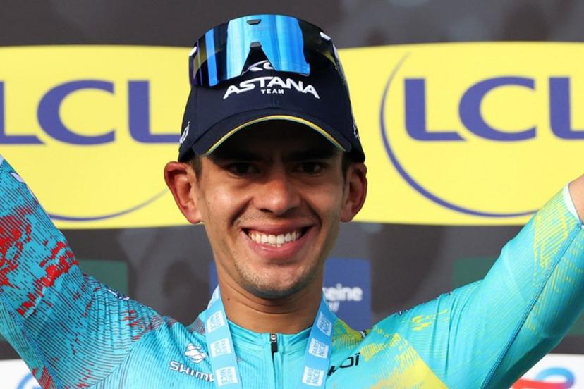 XDS Astana Team's Colombian rider Harold Tejada celebrates on the podium after winning the 6th stage of the Paris-Nice cycling race, 179.3 km between Barbentane and Apt, on March 13, 2026.  Anne-Christine POUJOULAT / AFP