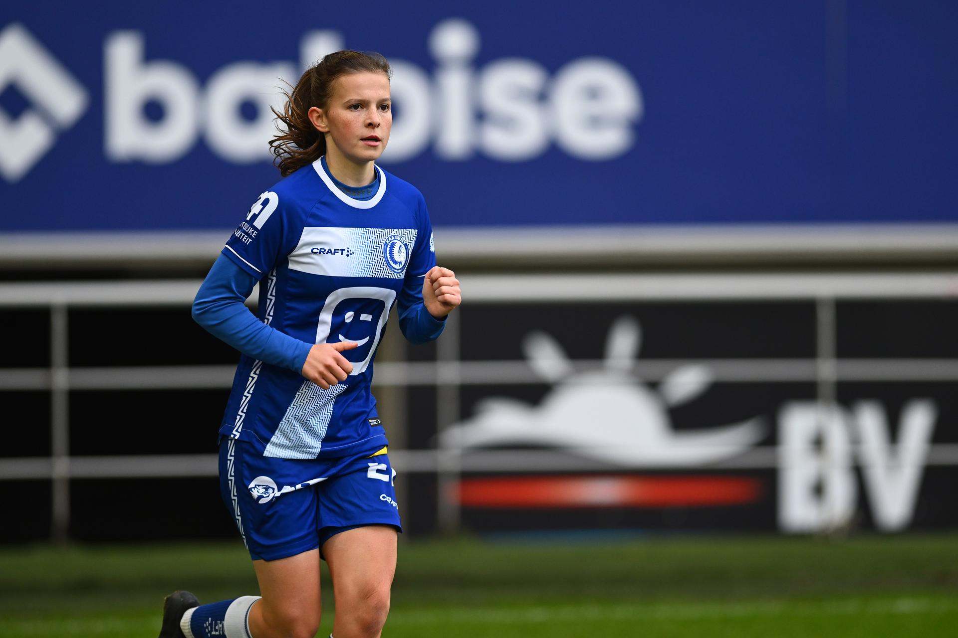 KAA Gent's Ladies Fleur Heyman pictured during a female soccer game between AA Gent Ladies and Standard Femina on the 11th matchday of the 2024 - 2025 season of Belgian Lotto Womens Super League, Saturday 23 November 2024 in Gent. BELGA PHOTO LUC CLAESSEN