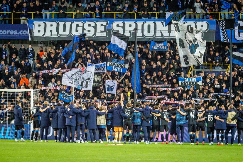 Club's supporters Club's players celebrate after winning a soccer game between Belgian Club Brugge KV and French Racing Club de Lens, Wednesday 21 October 2026 in Brugge, on day three of the UEFA Champions League league phase. BELGA PHOTO KURT DESPLENTER