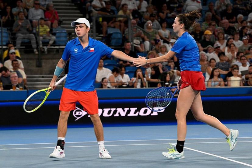 Czech Republic's Dalibor Svrcina (R) and Miriam Skoch celebrate a point against Australia's Alex de Minaur and Storm Hunter during their mixed doubles match at the United Cup tennis tournament on Ken Rosewall Arena in Sydney on January 6, 2026.  Izhar KHAN / AFP