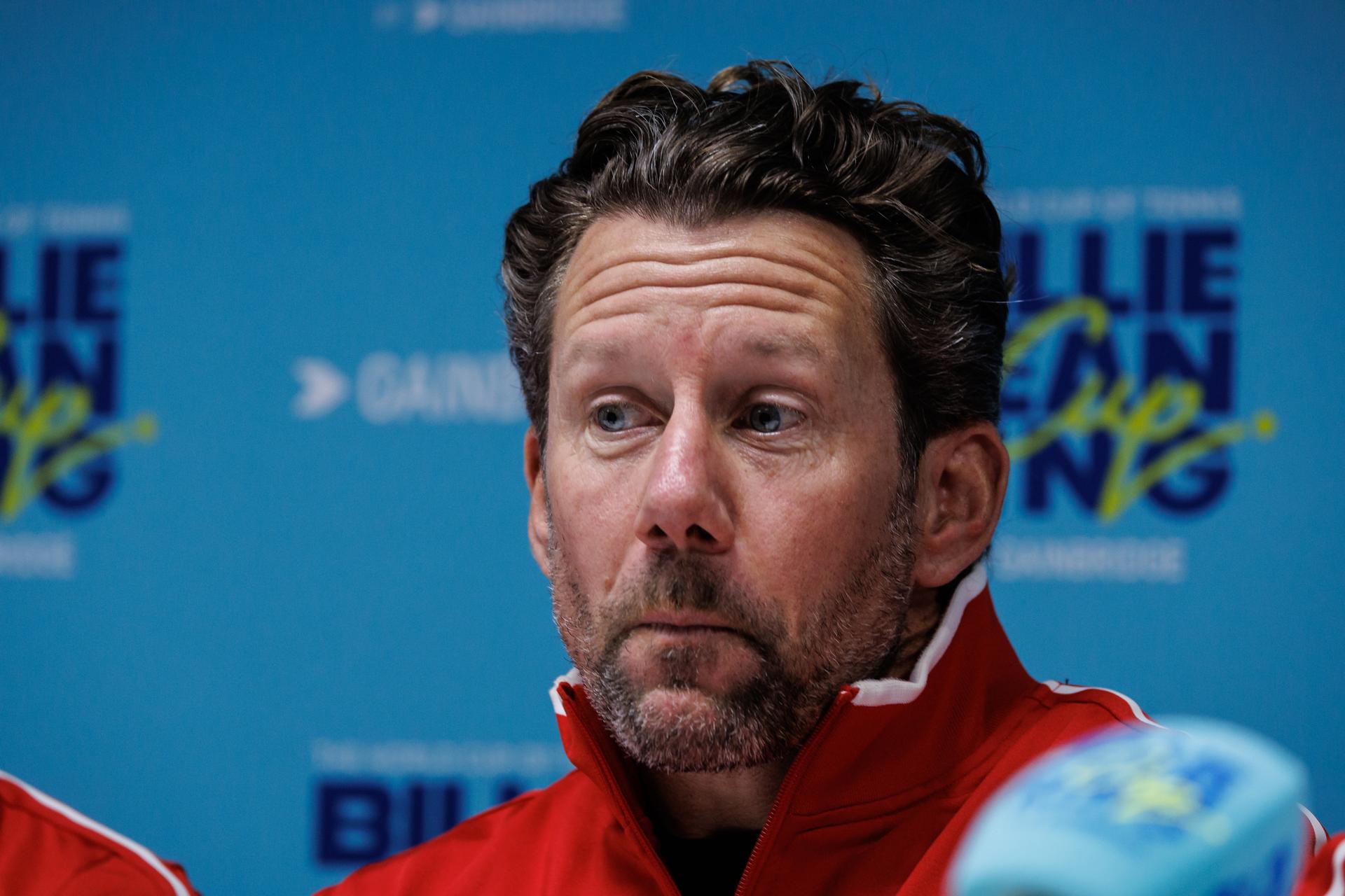 Belgian team captain Wim Fissette pictured during a press conference of Belgian team ahead of the meeting between Belgium and USA, in the qualifiers of the Billie Jean King Cup tennis, in Oostende, Belgium, on Tuesday 07 April 2026. The game will be played on 10 and 11th April. PHOTO KURT DESPLENTER