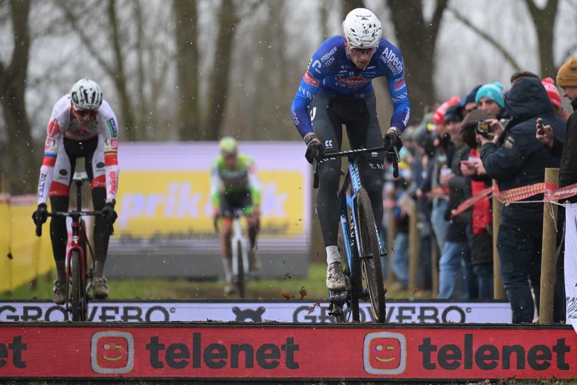 Belgian Niels Vandeputte pictured in action during the men elite race at the cyclocross cycling event in Gullegem on Saturday 03 January 2026,  stage 7/8 in the Superprestige cyclocross cycling competition BELGA PHOTO DAVID PINTENS