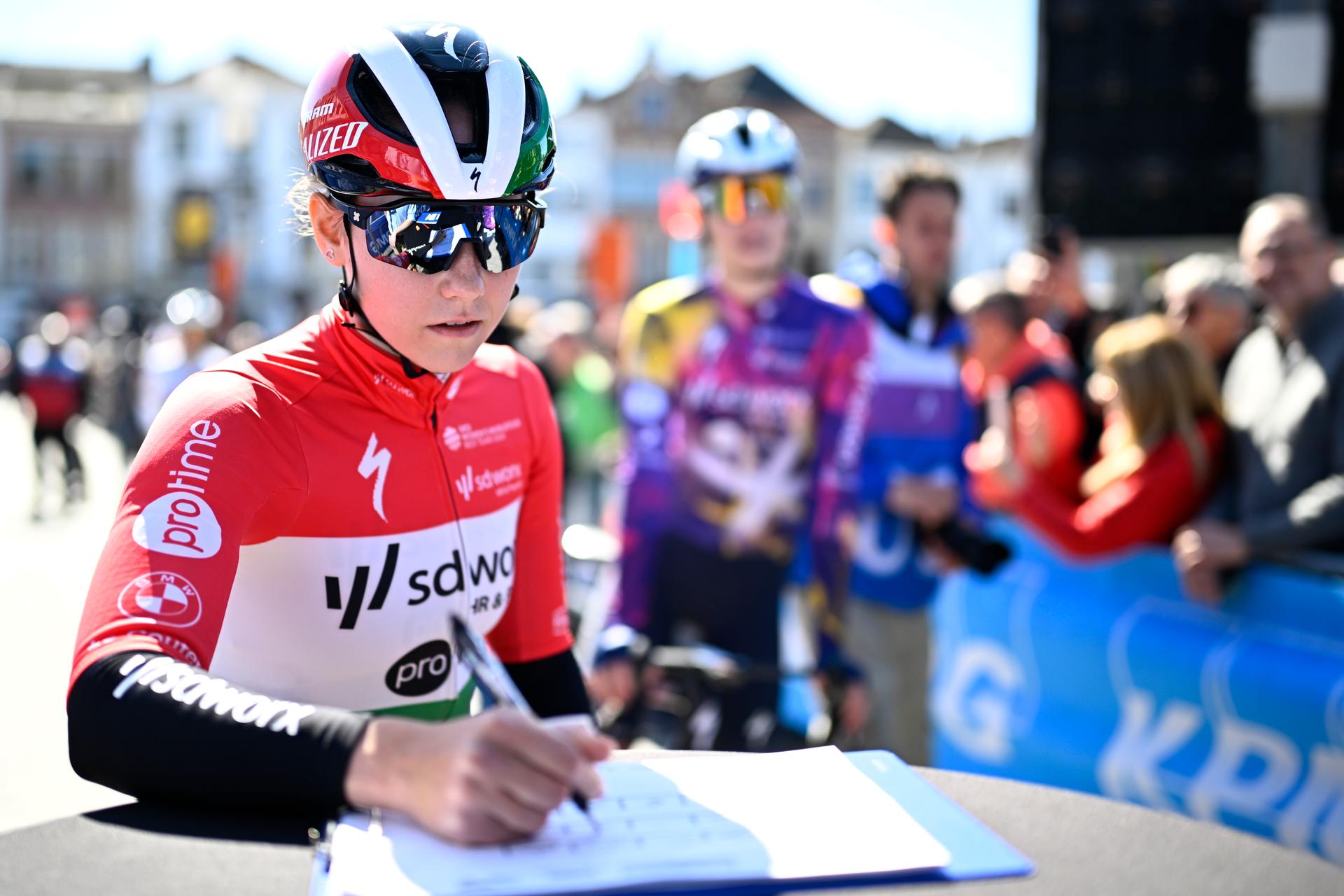 Hungarian Blanka Vas of SD Worx-Protime pictured at the start of the women's race of the 'Ronde van Vlaanderen/ Tour des Flandres/ Tour of Flanders' one day cycling race, 168,8km with start and finish in Oudenaarde, Sunday 06 April 2025. BELGA PHOTO JASPER JACOBS