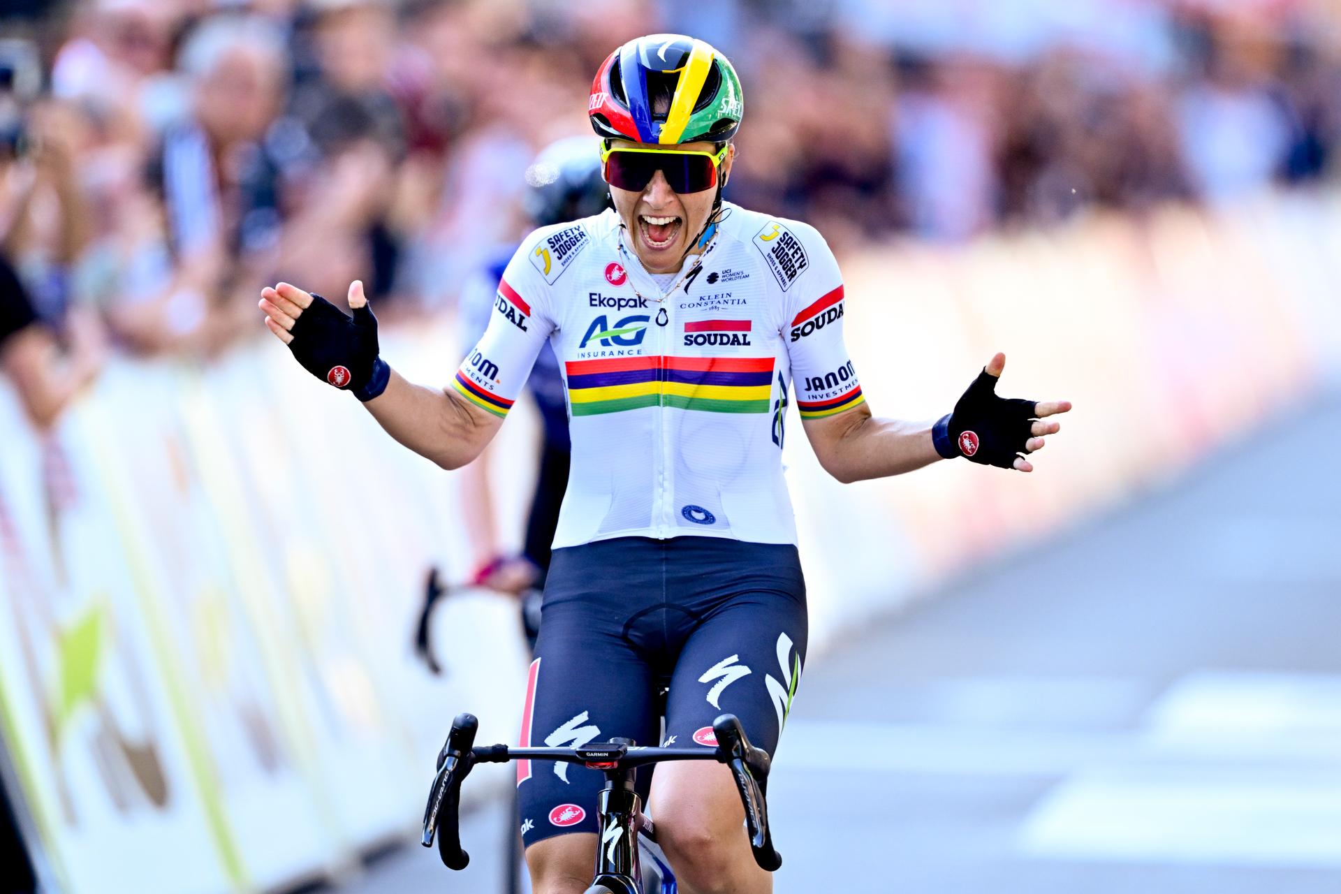 Kim Le Court celebrates after winning the women elite race of the Liege-Bastogne-Liege one day cycling event, 152,9km from Bastogne to Liege, Sunday 27 April 2025. BELGA PHOTO ERIC LALMAND