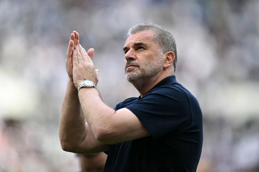 Tottenham Hotspur's Greek-Australian Head Coach Ange Postecoglou applauds the fans following the English Premier League football match between Tottenham Hotspur and Brighton and Hove Albion at the Tottenham Hotspur Stadium in London, on May 25, 2025.  JUSTIN TALLIS / AFP