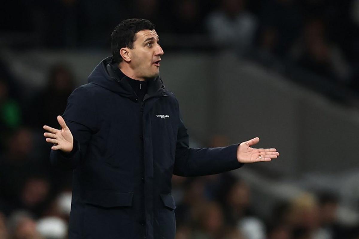 AZ Alkmaar's Belgian coach Maarten Martens gestures on the touchline during the UEFA Europa League, League stage day 3 football match between Tottenham Hotspur and AZ Alkmaar at the Tottenham Hotspur Stadium in London, on October 24, 2024.  HENRY NICHOLLS / AFP