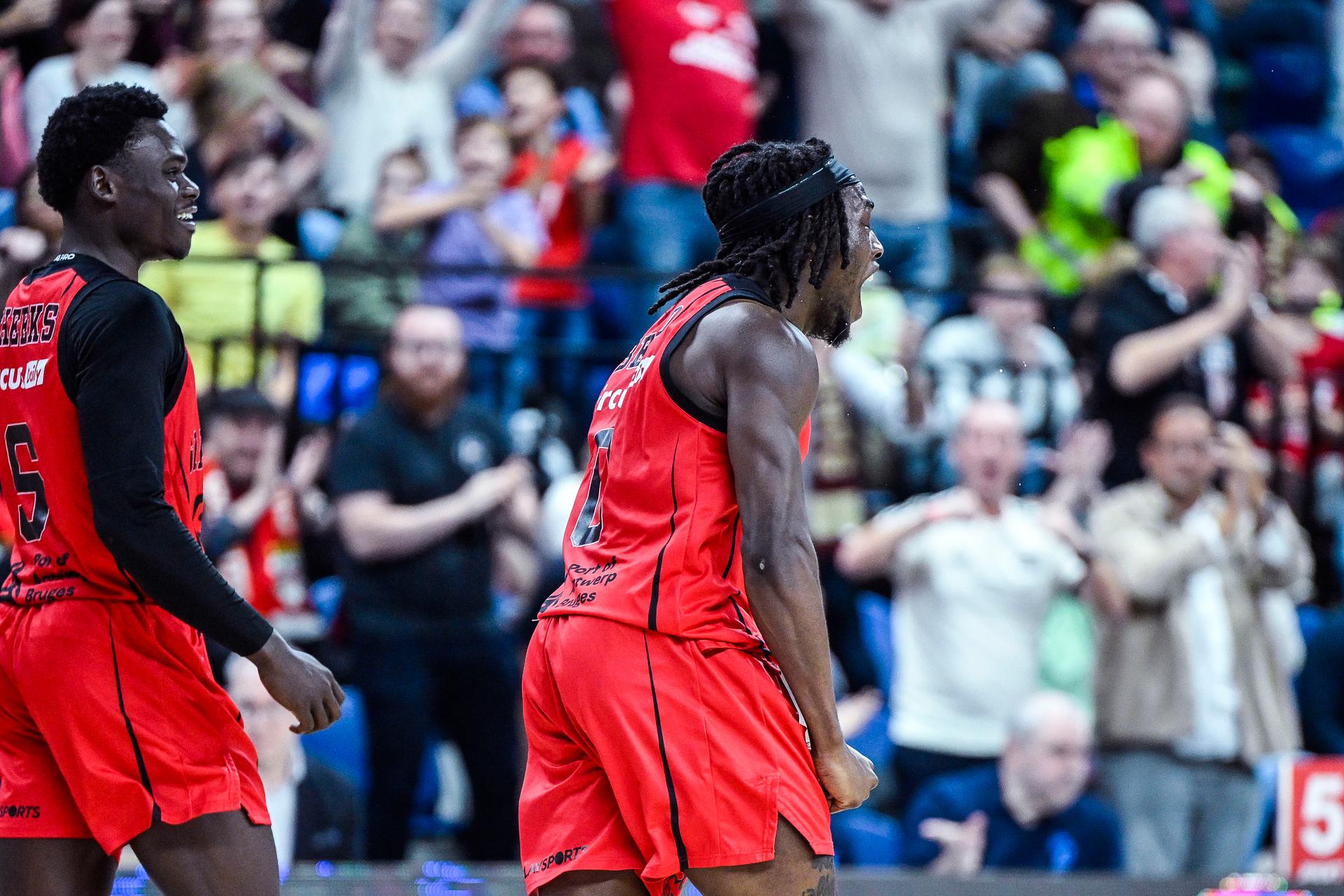 Antwerp's Rasheed Bello celebrates during a basketball match between Antwerp Giants and Okapi Aalst, Friday 07 November 2025 in Antwerp, on day 7 of the 'BNXT League' Belgian/ Dutch first division basket championship. BELGA PHOTO TOM GOYVAERTS