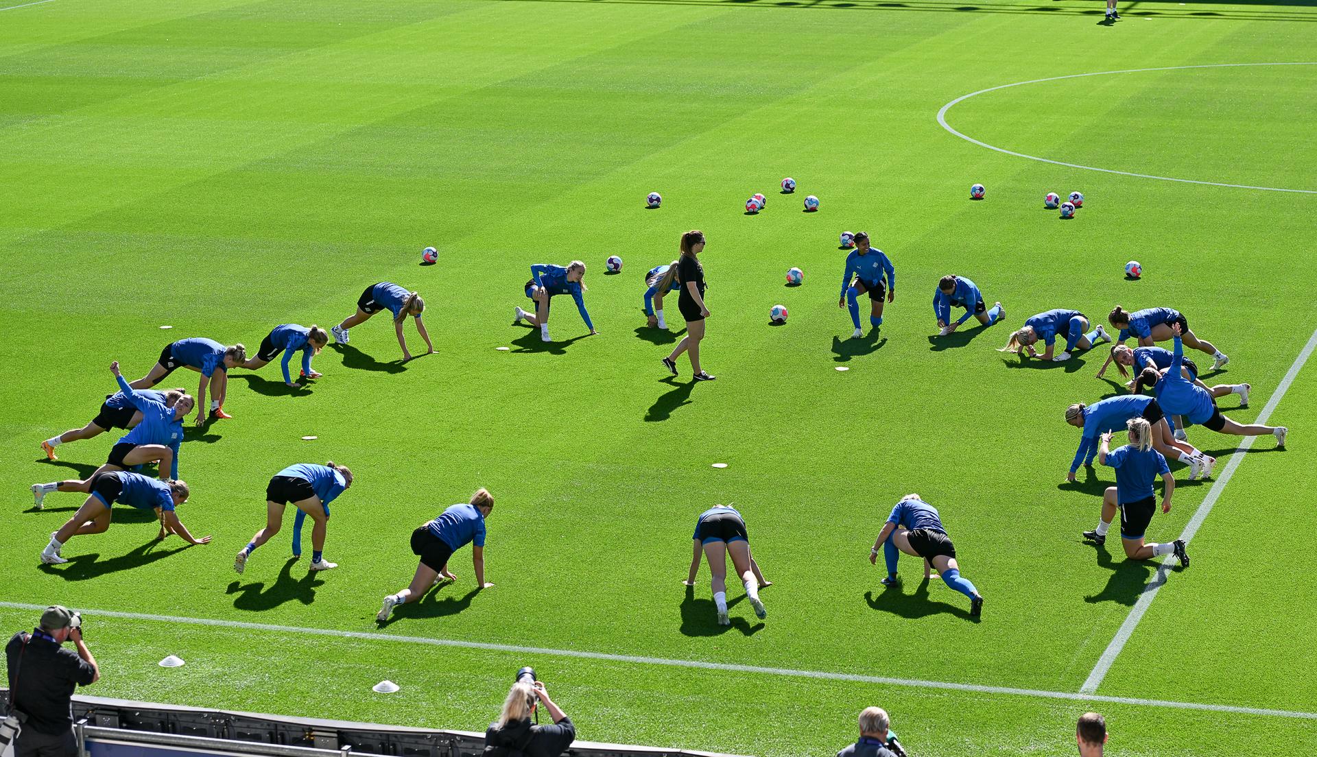 Illustration picture shows a training session of Iceland's national women's soccer team, Saturday 09 July 2022 in Wigan, England, ahead of the first group stage match in Group D of the Women's Euro 2022 tournament. The 2022 UEFA European Women's Football Championship is taking place from 6 to 31 July. BELGA PHOTO DAVID CATRY