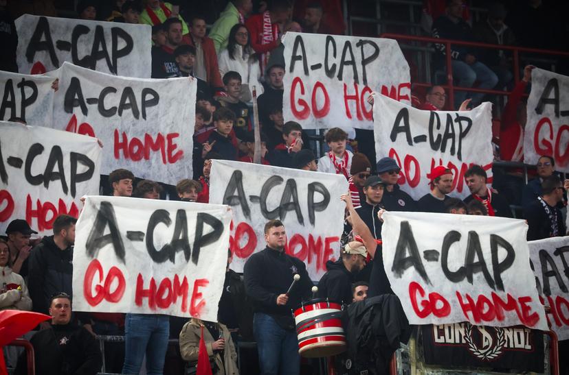 Standard's supporters pictured during a soccer match between Standard de Liege and KV Mechelen, Saturday 29 March 2025 in Liege, on day 1 (out of 10) of the Europe Play-offs of the 2024-2025 'Jupiler Pro League' first division of the Belgian championship. BELGA PHOTO VIRGINIE LEFOUR