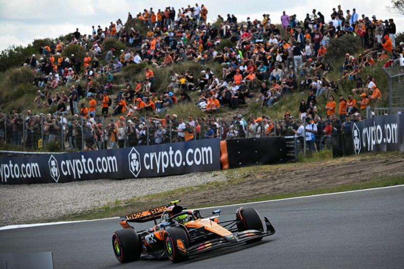 McLaren's British driver Lando Norris drives during the first practice session ahead of the Formula One Dutch Grand Prix at The Circuit Zandvoort, western Netherlands, on August 29, 2025.  NICOLAS TUCAT / AFP