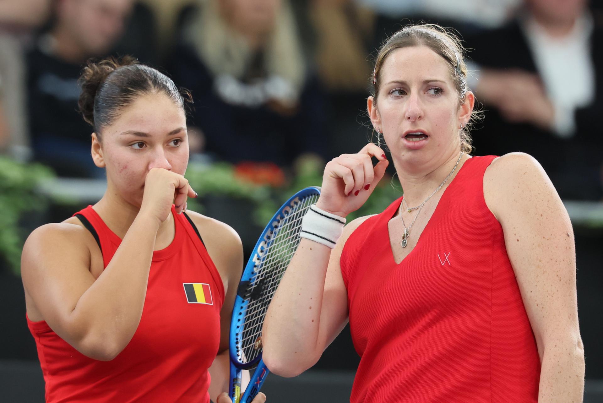 Belgian Sofia Costoulas and Belgian Magali Kempen pictured during the third game, a double game between Belgian pair Costoulas-Kempen and Turkish pair Aksu-Oz, in the Billie Jean King Cup Play-offs, between Belgium and Turkey, on Saturday 15 November 2025 in Ismaning, Germany. PHOTO BENOIT DOPPAGNE