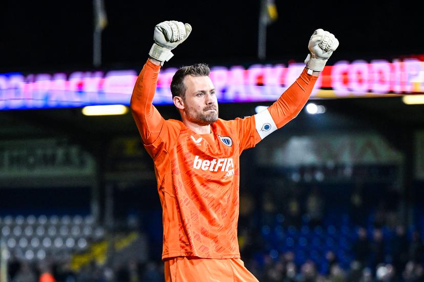 Club's goalkeeper Simon Mignolet celebrates after winning a soccer match between KVC Westerlo and Club Brugge, Saturday 14 March 2026 in Westerlo, on day 29 of the 2025-2026 'Jupiler Pro League' first division of the Belgian championship. BELGA PHOTO TOM GOYVAERTS