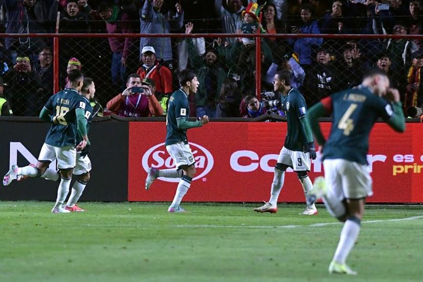 Bolivia's forward #07 Miguel Terceros (C) celebrates with his teammates after scoring his team's first goal during the 2026 FIFA World Cup South American qualifiers football match between Bolivia and Brazil, at the Municipal de El Alto stadium, in El Alto, La Paz department, Bolivia on September 9, 2025.   Daniel MIRANDA / AFP