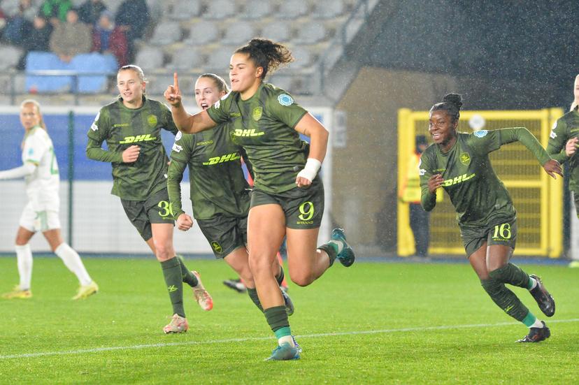 OHL Women's Jada Conijnenberg celebrates after scoring during a soccer match between Oud-Heverlee Leuven Women and Italian AS Roma, Thursday 20 November 2025 in Leuven, game 4 (out of 6) in the league phase of the UEFA Women's Champions League competition. BELGA PHOTO JILL DELSAUX
