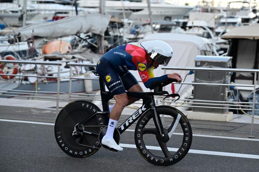 Team Lidl-Trek's Danish rider Mads Pedersen competes during the first stage of the Vuelta a Espana 2026, a 9,4 km time-trial between Monaco and Monaco on August 22, 2026.  Miguel MEDINA / AFP