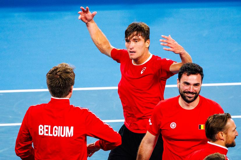 Belgian Raphael Collignon and celebrates with his team after winninga a tennis match between Belgian Collignon and Australian Thompson, during the qualifier of the Davis Cup, Sunday 14 September 2025, in Sydney, Australia. Belgium and Australia will compete this weekend in the second round of the Davis Cup qualifiers. BELGA PHOTO PATRICK HAMILTON