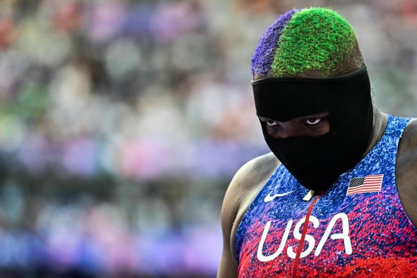 US' Raven Saunders reacts in the women's shot put final of the athletics event at the Paris 2024 Olympic Games at Stade de France in Saint-Denis, north of Paris, on August 9, 2024.  Andrej ISAKOVIC / AFP