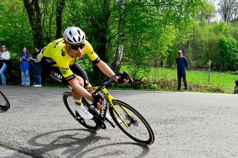 Belgian Wout van Aert of Team Visma-Lease a Bike pictured in action during the men elite 'Amstel Gold Race' one day cycling race, 255,9 km from Maastricht to Valkenburg, The Netherlands, Sunday 20 April 2025. BELGA PHOTO DIRK WAEM