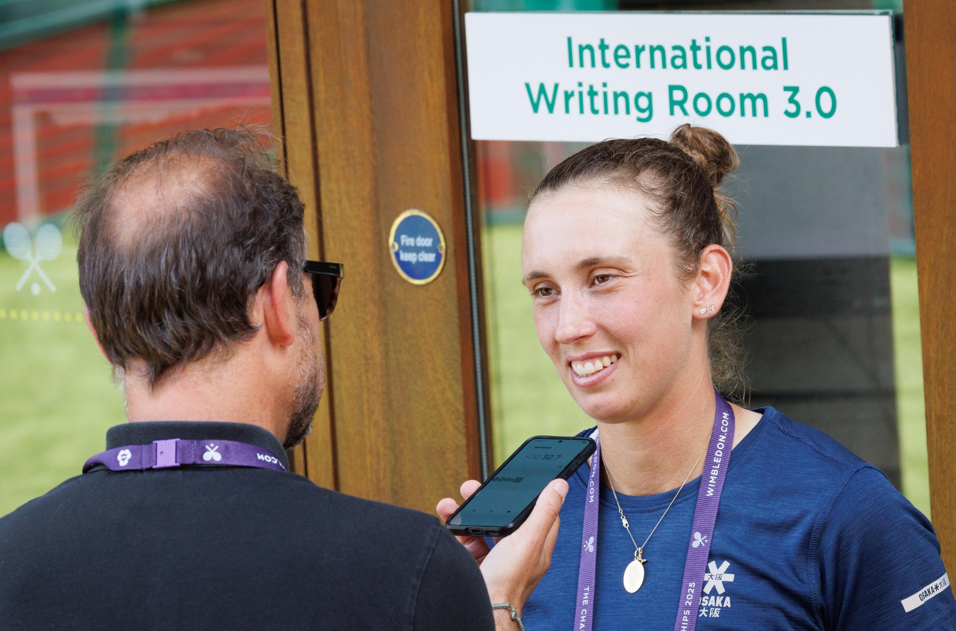 Belgian Elise Mertens talks to the press prior to the 2025 Wimbledon grand slam tennis tournament at the All England Tennis Club, in south-west London, Britain, Saturday 28 June 2025. BELGA PHOTO BENOIT DOPPAGNE