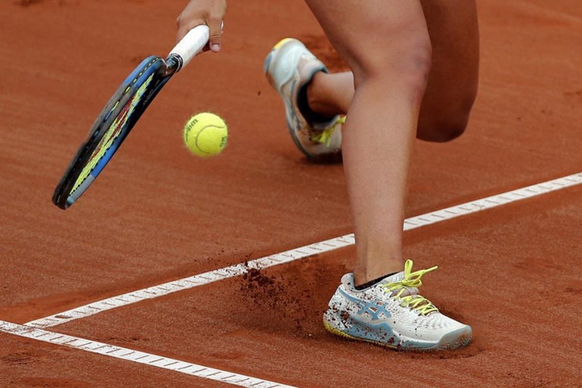Argentina's Lourdes Arce returns the ball to Canada's Rebecca Marino during the women's singles semifinals tennis match at the Pan American Games Santiago 2023 in the Tennis Centre of the National Stadium Sports Park in Santiago on October 28, 2023.  Javier TORRES / AFP