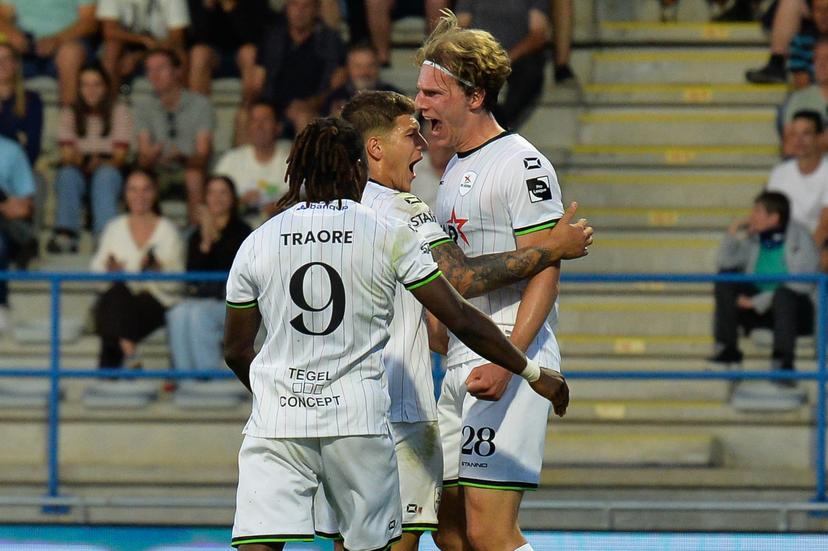 OHL's Ewoud Pletinckx celebrates after scoring during a soccer match between FCV Dender EH and Oud-Heverlee Leuven, Sunday 24 August 2025 in Denderleeuw, on day 5 of the 2025-2026 'Jupiler Pro League' first division of the Belgian championship. BELGA PHOTO JILL DELSAUX
