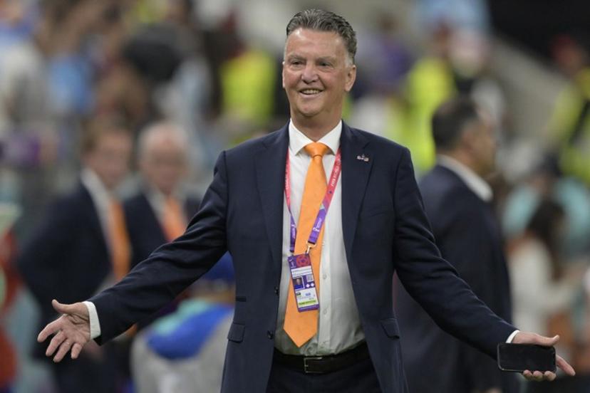 Netherlands' coach #00 Louis Van Gaal smiles ahead of the Qatar 2022 World Cup quarter-final football match between The Netherlands and Argentina at Lusail Stadium, north of Doha on December 9, 2022.  JUAN MABROMATA / AFP