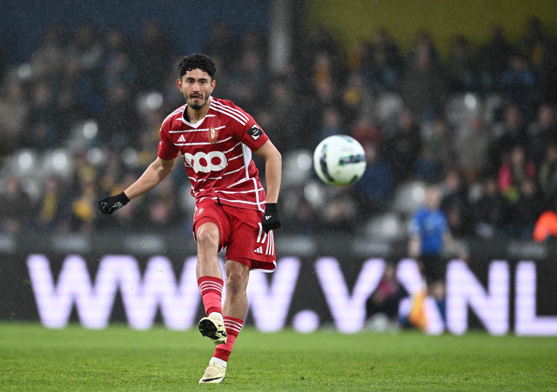Standard's Steven Alzate pictured in action during a soccer match between KVC Westerlo and Standard de Liege, Saturday 20 April 2024 in Westerlo, on day 4 (out of 10) of the Europe Play-offs of the 2023-2024 'Jupiler Pro League' first division of the Belgian championship. BELGA PHOTO JOHN THYS