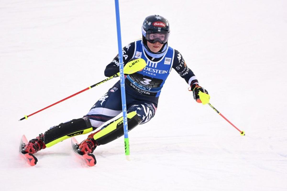 US' Mikaela Shiffrin competes during the first run of the women's slalom of FIS Alpine Skiing World Cup at the Levi Ski Centre in Kittila, on November 15, 2025.  Roni Rekomaa / Lehtikuva / AFP