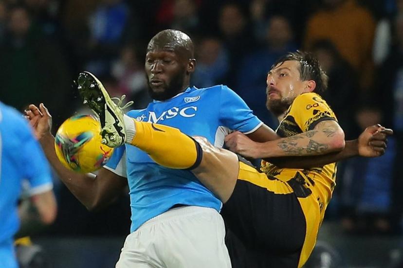 Napoli's Belgian forward #11 Romelu Lukaku fights for the ball with Inter Milan's Italian defender #15 Francesco Acerbi during the Italian Serie A football match between Napoli and Inter Milan at the Diego Armando Maradona stadium in Naples on March 01, 2025.  CARLO HERMANN / AFP