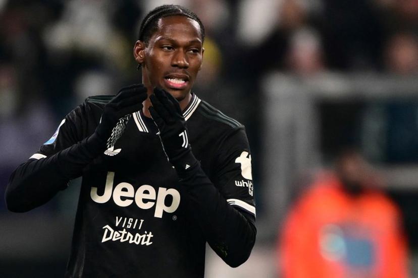 Juventus' Canadian forward #30 Jonathan David reacts after missing a penalty during the Italian Serie A football match between Juventus and Lecce at the Allianz Stadium in Turin on January 3, 2026.  MARCO BERTORELLO / AFP
