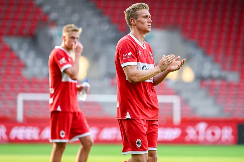 Antwerp's Thibo Somers celebrates after winning a friendly soccer game between Belgian soccer team Royal Antwerp FC and Willem II - Willem 2 on Saturday 19 July 2025, in Antwerp. The team is preparing for the upcoming 2025-2026 first division season. BELGA PHOTO TOM GOYVAERTS