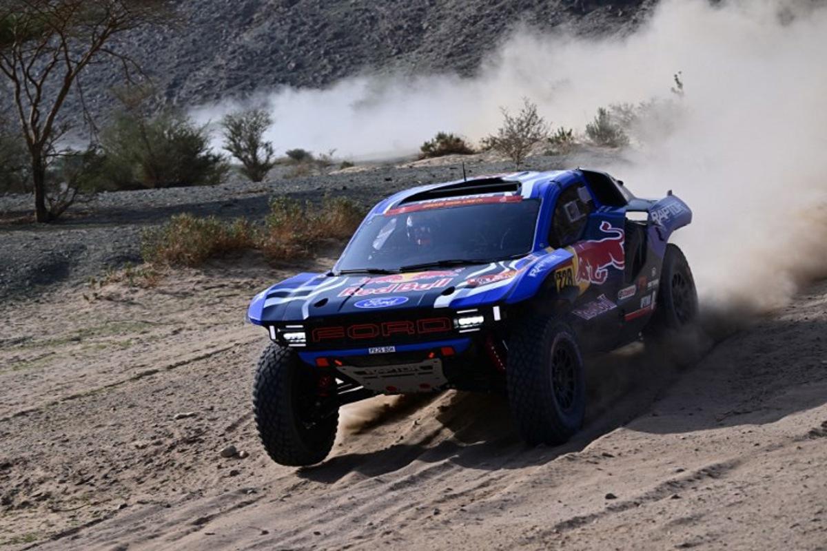 Ford Racing's US driver Mitch Guthrie Jr and his US co-driver Kellon Walch compete in Stage 2 of the 48th edition of the Dakar Rally, between Yanbu and Al Ula in Saudi Arabia, on January 5, 2026.  Giuseppe CACACE / AFP