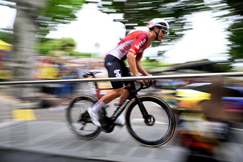 Belgian Arnaud De Lie of Lotto Cycling Team pictured before stage 17 of the 2025 Tour de France cycling race, from Bollene to Valence (161km), on Wednesday 23 July 2025 in France. The 112th edition of the Tour de France starts on Saturday 5 July in Lille, France, and will finish in Paris, France on the 27th of July.   BELGA PHOTO JASPER JACOBS