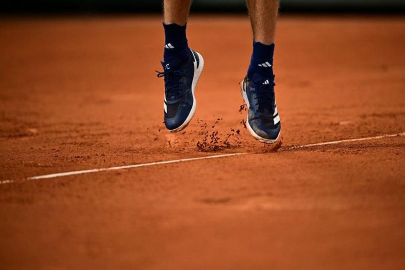 Germany's Alexander Zverev serves to Spain's Rafael Jodar during their men's quarter final singles match on day 10 of the French Open tennis tournament on Court Philippe-Chatrier at the Roland-Garros Complex in Paris on June 2, 2026.  JULIEN DE ROSA / AFP
