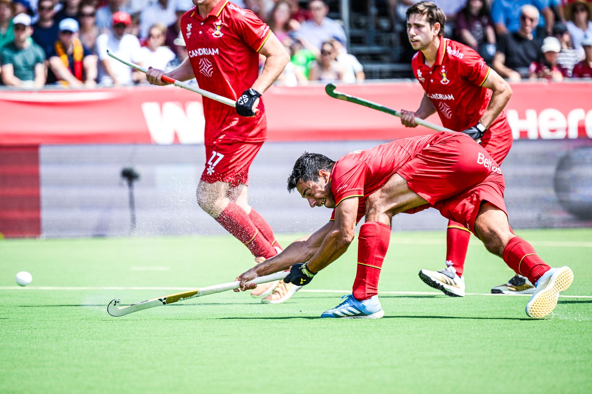 Belgium's Alexander Hendrickx pictured in action during a hockey game between Belgian national team Red Lions and England, match 16/16 in the group stage of the 2025 men's FIH Pro League, Sunday 29 June 2025 in Antwerp. BELGA PHOTO TOM GOYVAERTS