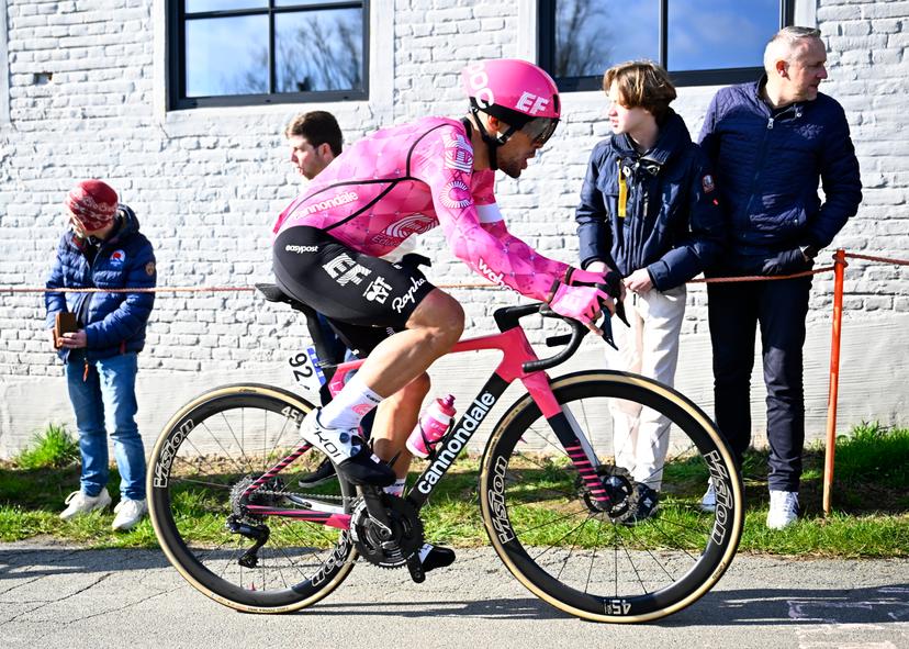 Italian Vincenzo Albanese of EF Education-EasyPost pictured in action during the men's one-day cycling race Omloop Het Nieuwsblad (UCI World Tour), 197 km from Gent to Ninove, Saturday 01 March 2025. BELGA PHOTO JASPER JACOBS