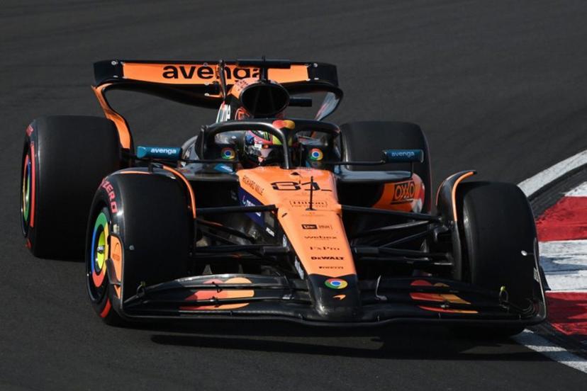 McLaren's Australian driver Oscar Piastri takes a corner during the qualifying session of the Formula One Chinese Grand Prix at the Shanghai International Circuit in Shanghai on March 22, 2025.  JADE GAO / AFP