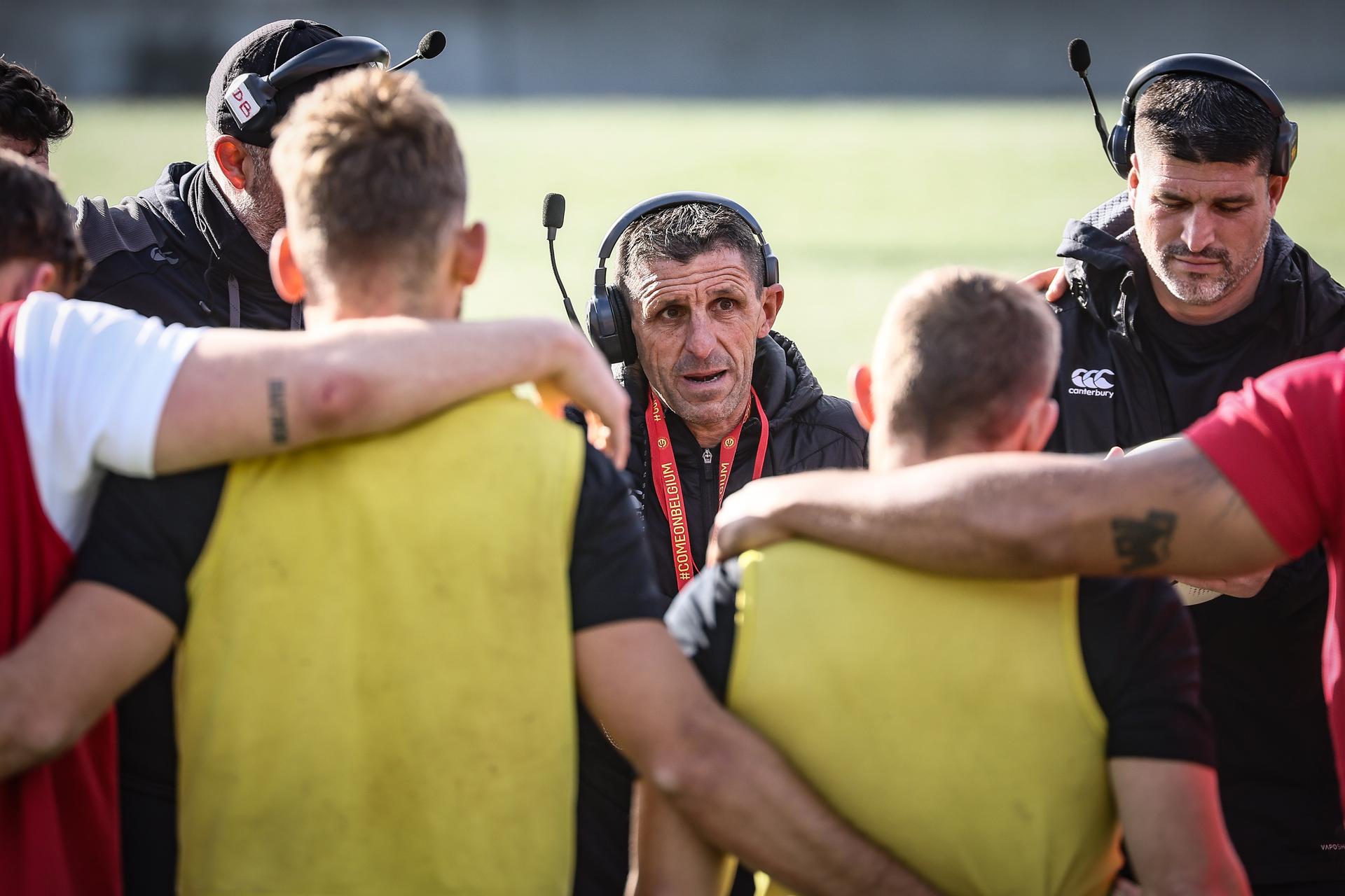 Belgium's head coach Laurent Dossat pictured during a training session of the Black Devils, the Belgian national rugby team, at the Nelson Mandela Stadium in Neder-Over-Heembeek, Brussels, Sunday 02 November 2025. The team is preparing for the qualification games for the World Cup. BELGA PHOTO BRUNO FAHY