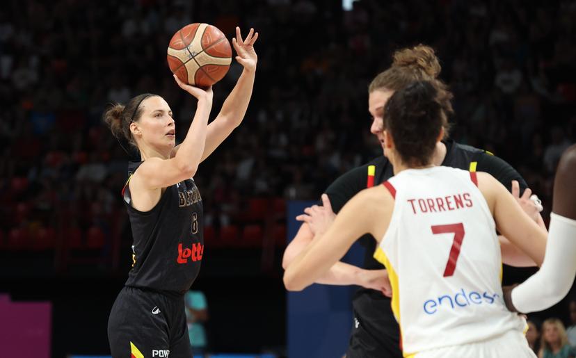 Belgium's Antonia Delaere fights for the ball during a basketball match between Spain and Belgian national team 'the Belgian Cats' on Sunday 29 June 2025 in Piraeus, Greece, the final of the FIBA Women's EuroBasket 2025. BELGA PHOTO VIRGINIE LEFOUR