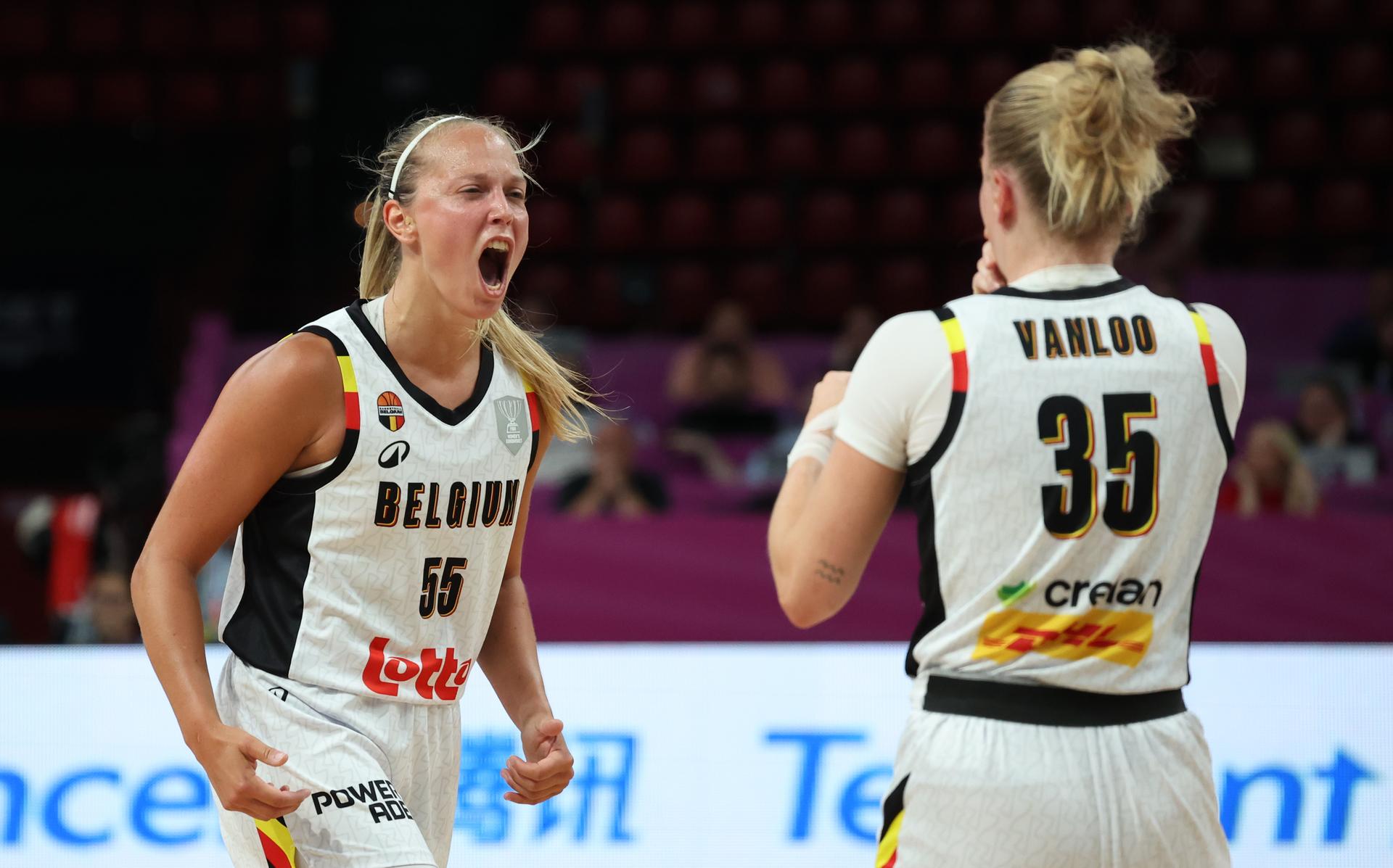 Belgium's Julie Allemand and Belgium's Julie Vanloo celebrate during a basketball match between Belgian national team 'the Belgian Cats' and Italy, in the semi-finals of the FIBA Women's EuroBasket tournament, Friday 27 June 2025 in Piraeus, Greece. BELGA PHOTO VIRGINIE LEFOUR